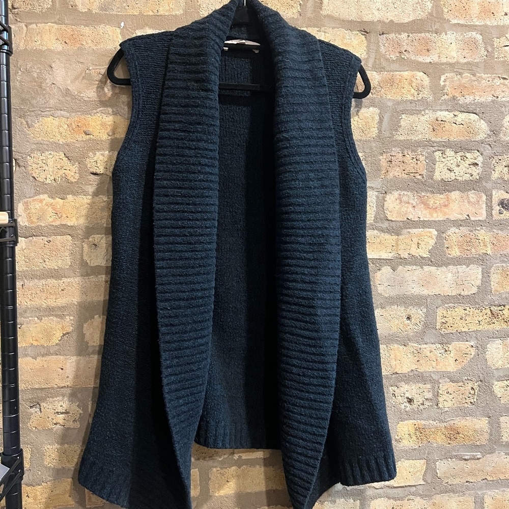 Cozy & Chic Open Front Sweater Vest - LOFT (Size Medium)